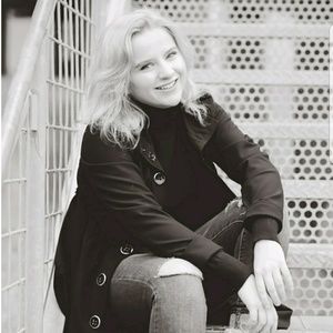 Meet your Posher, Anna